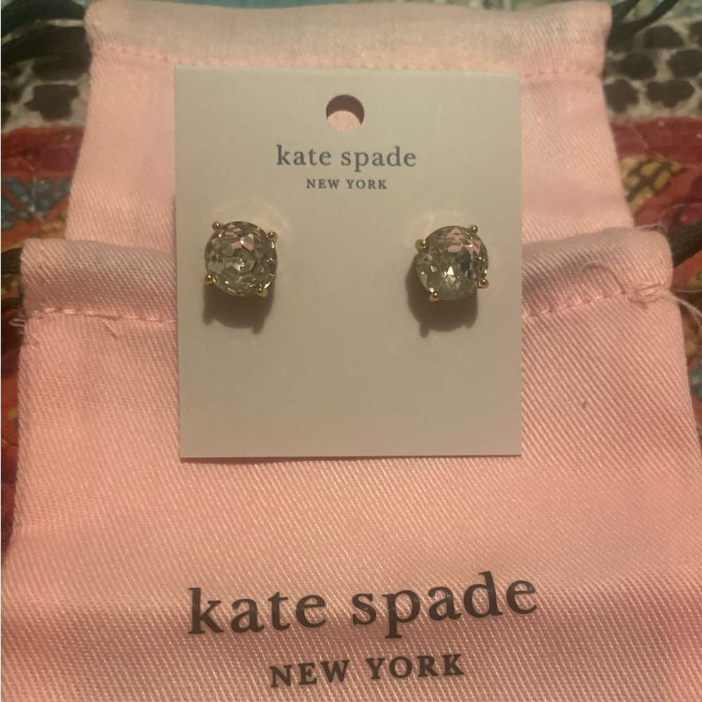 ♠️NWT Kate Spade Diamond Stud Earrings ♠️ - Picture 2 of 5